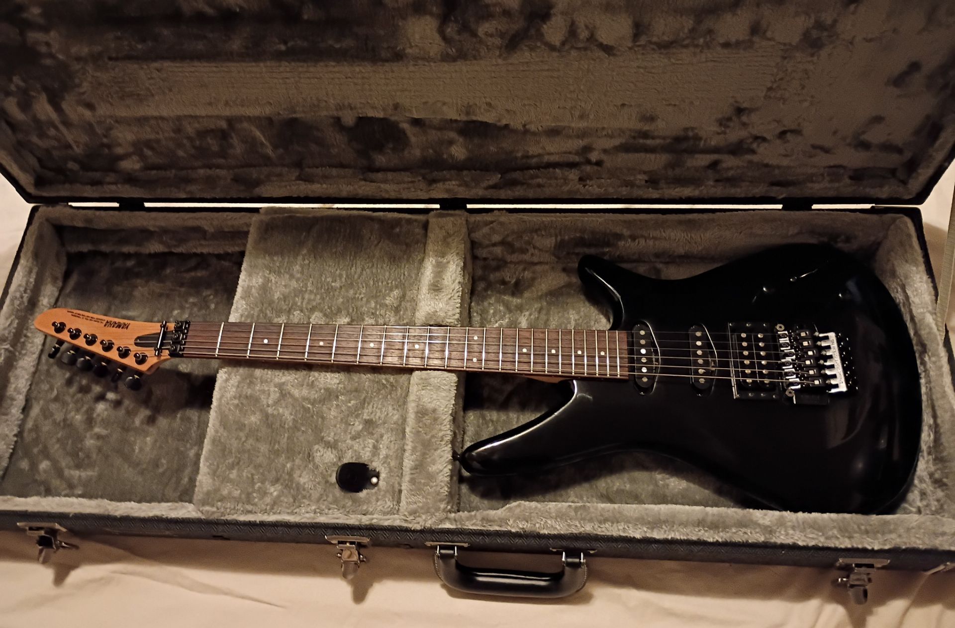 91 Yamaha mij guitar