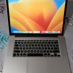 2015 15"inch Intel Core i7 Retina MacBook Pro, 1.2TB SSD. RUNS🏃‍♂️VERY FAST AND SMOOTH. latest macOS Sequoia. NICE AND CLEAN.