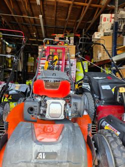 HUSQVARNA GAS 21-IN SELF PROPELLED LANW MOWER