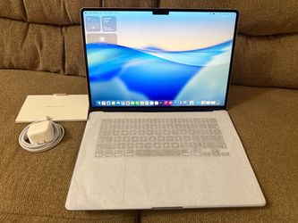 Brand new 2026 MacBook Air 15” , M5, 24GB ram, 1TB SSD, warranty , brand new