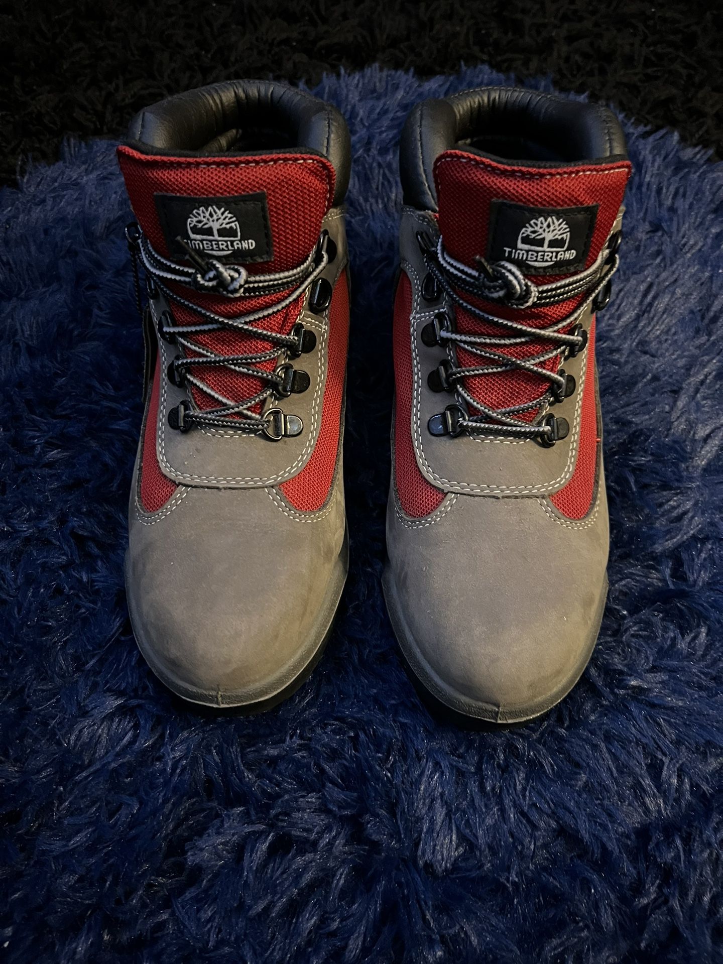 Field boot mid “ Grey red “