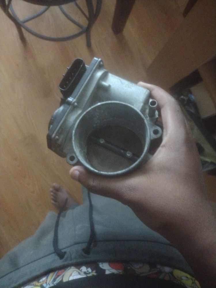 06 GS300 Throttle Body 