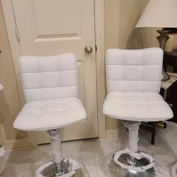Set of 2 White Bar Stools Brand New