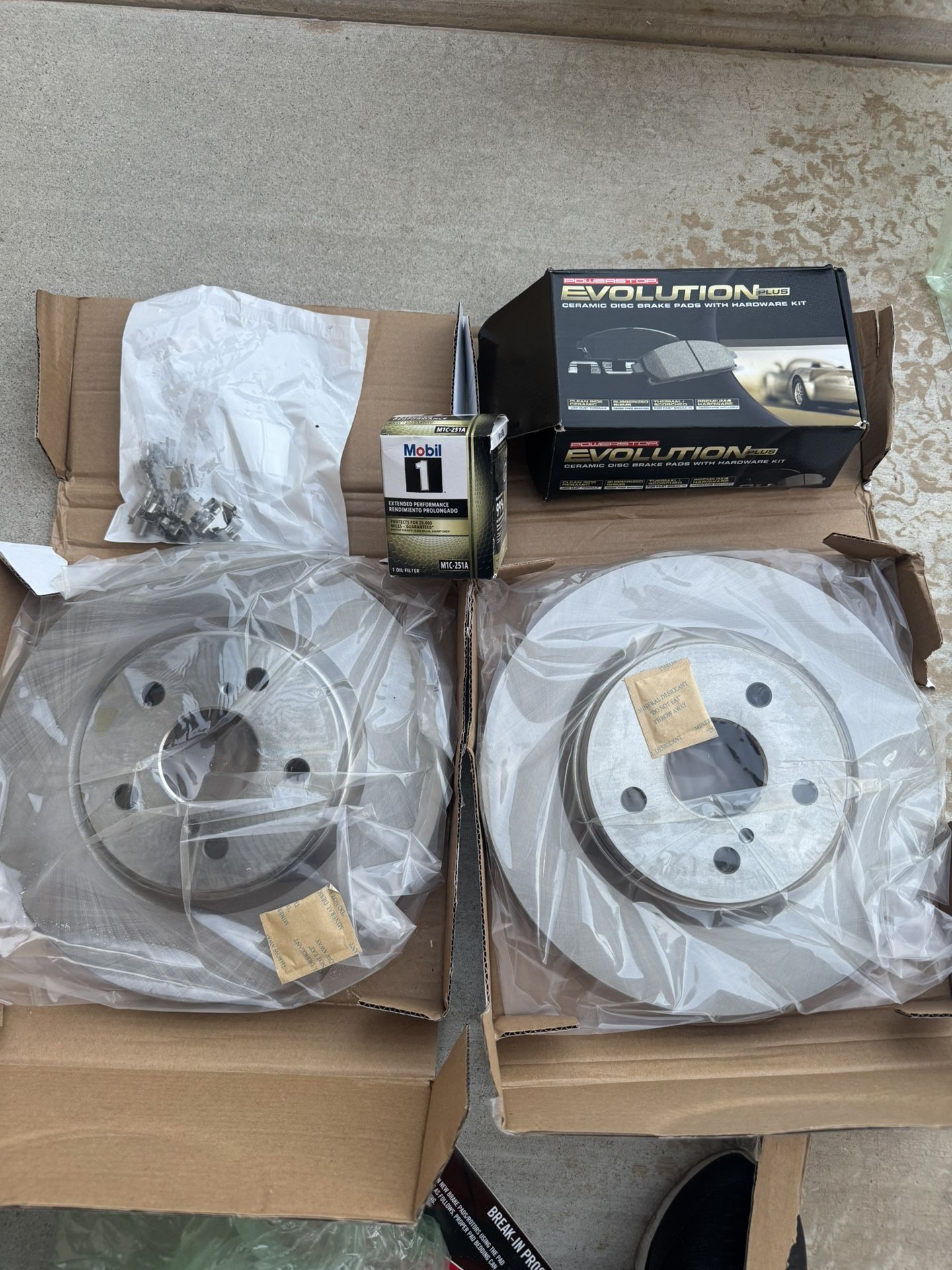  Toyota Avalon Rotors And Break Pads 