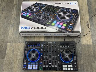 Denon DJ MC7000 W/BOX PRIME  GO – Portable DJ Controller and Mixer