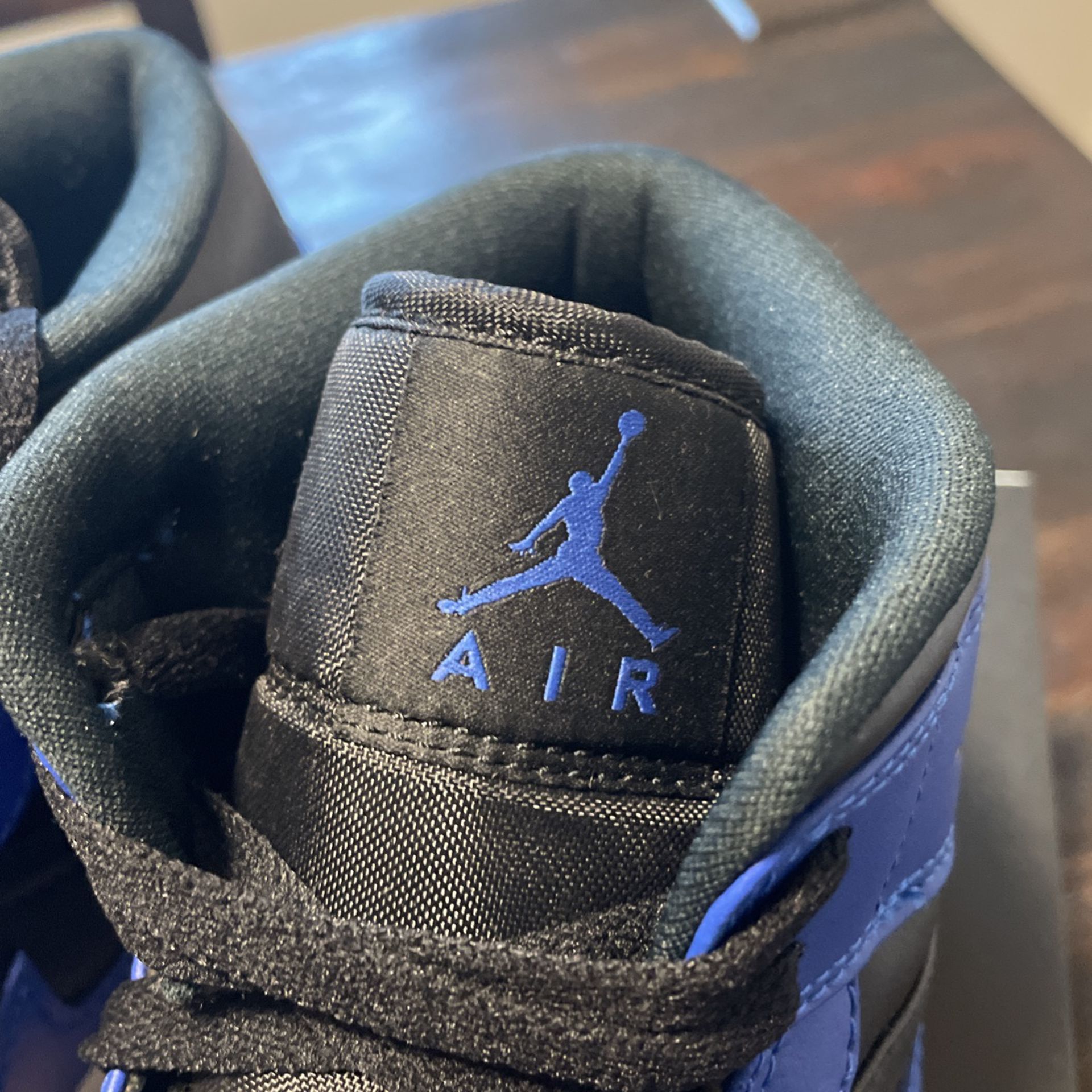 Nike Air Jordan Mid 