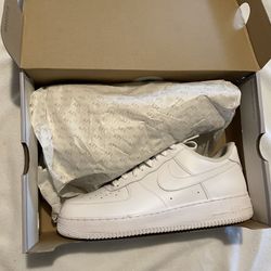 Nike White Air Force 1 Classic Low Top