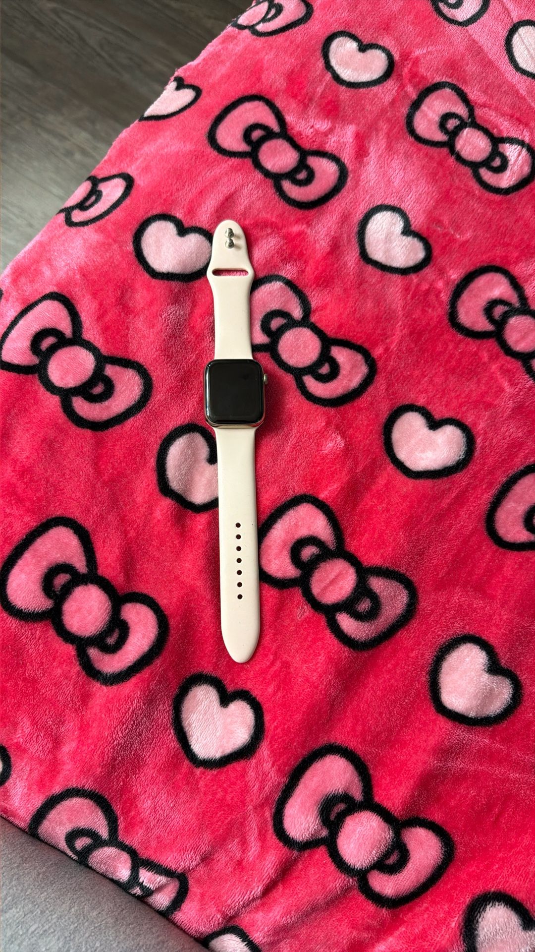 Apple watch series 6 gold