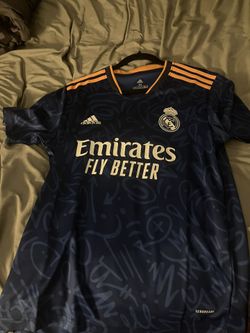 Real Madrid Vini Jersey Size M
