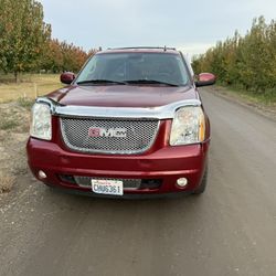 2008 GMC Yukon XL Denali