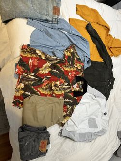 Clothes For Sale (Supreme, Stussy, Levi’s, Our legacy)