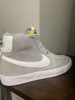 NIKE OLD SCHOOL MIDS
