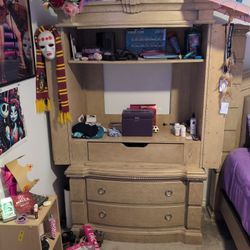 TV Armoire With Queen Bed