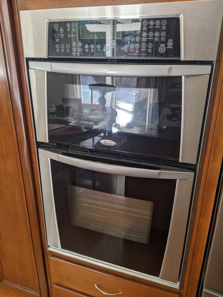 27" Wall oven Microwave Combo WHIRLPOOL