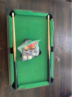 Mini Pool Table