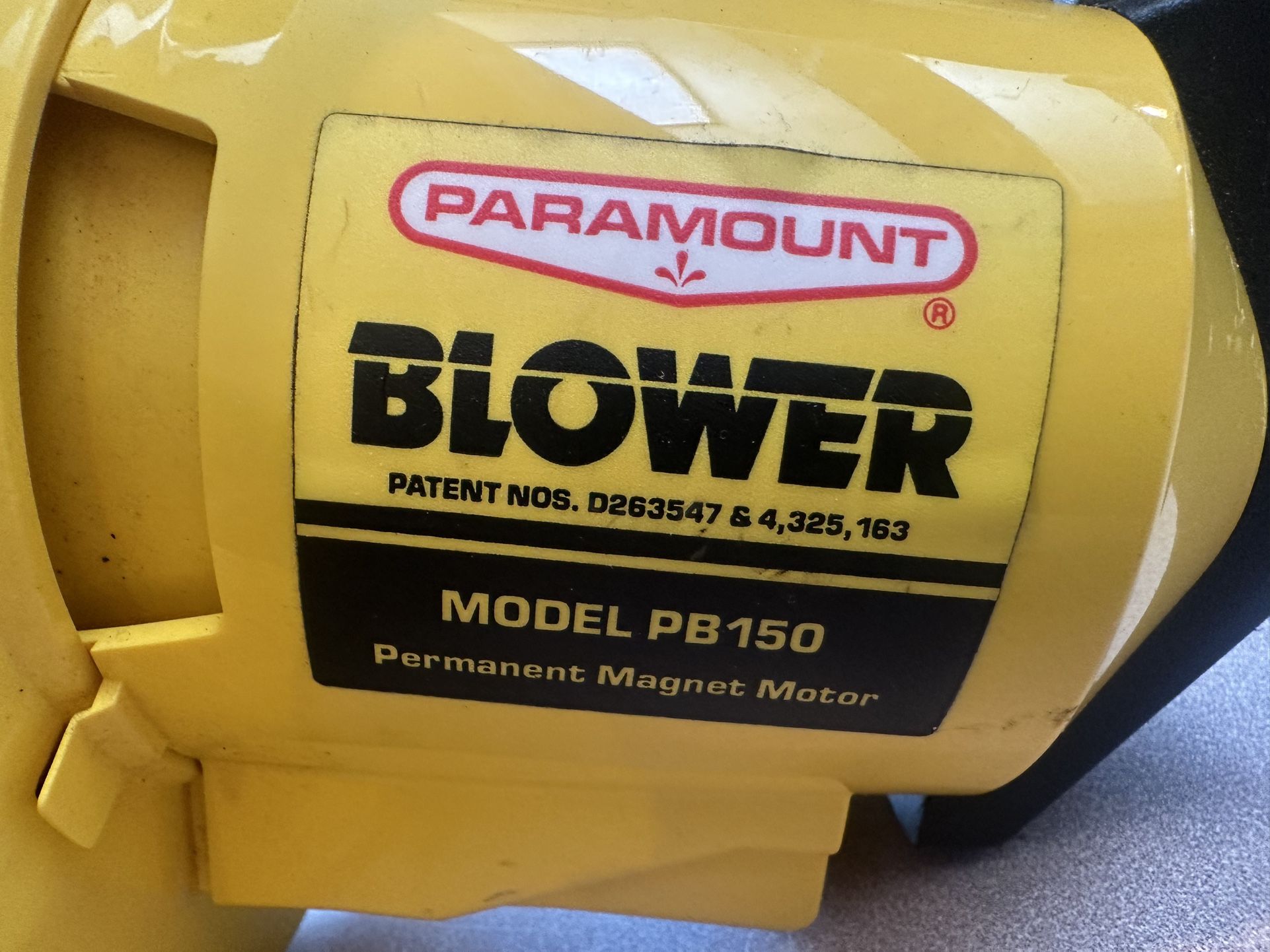 ELECTRIC BLOWER