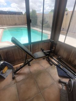 Weight bench