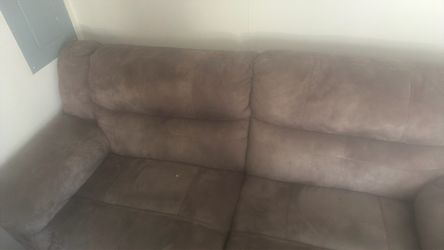 Recliner sofa