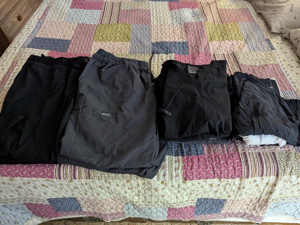 2XL Scrub Tops and 3XL Scrub Bottoms Black And Gray - Cherokee Workwear