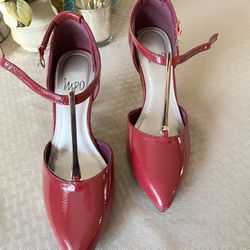 Women’s Red Patent Leather Heels Size 7