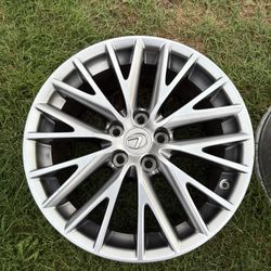 18in OEM Lexus Rims