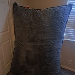 Lounge & Co Crash Foam Pillow