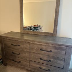 Gray Drawer Good Condition.