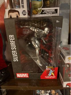 New in Box: McFarlane Toys Marvel Silver Surfer (with Fantastic Four #72 Comic)