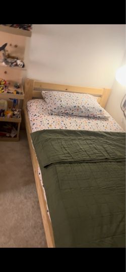 Amazon twin bed solid pine