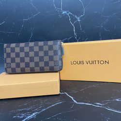 LV wallet Louis Vuitton bag with packbox
