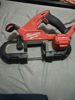Milwaukee band saw