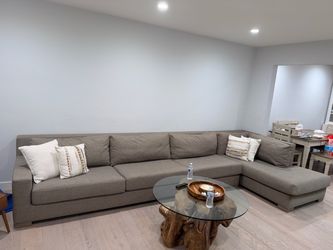 Like New Sectional/Couch