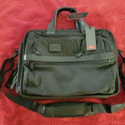 TUMI T-Pass Expandable Laptop Briefcase