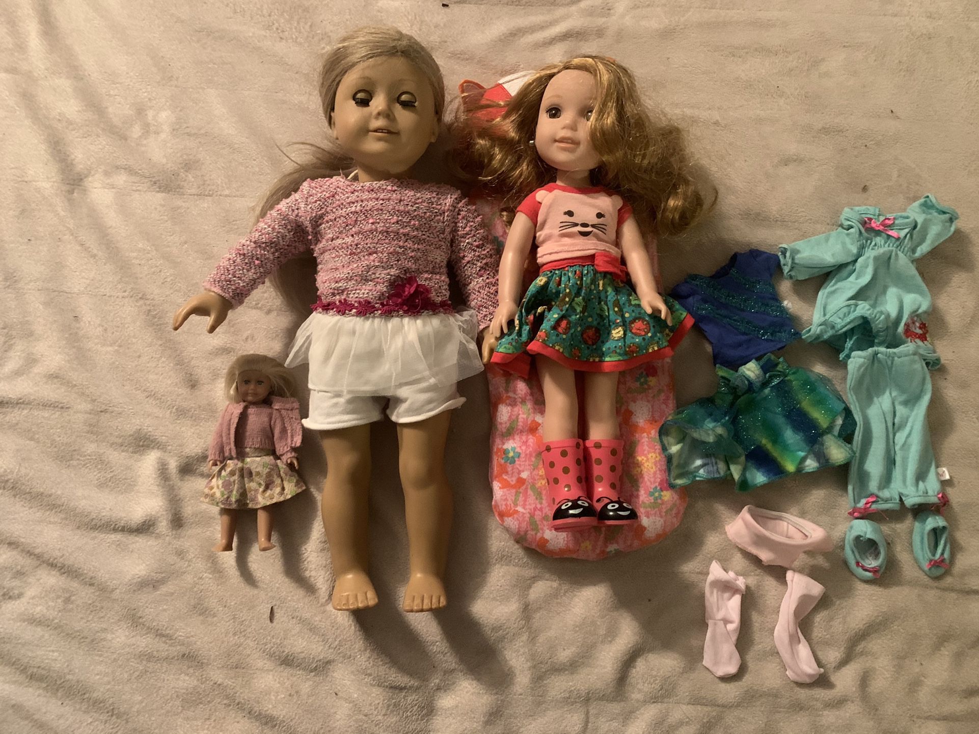 American Girl Doll, American Girl Doll Well Wishes, And An American Girl Doll “doll”  Outfits And Sleeping Bag