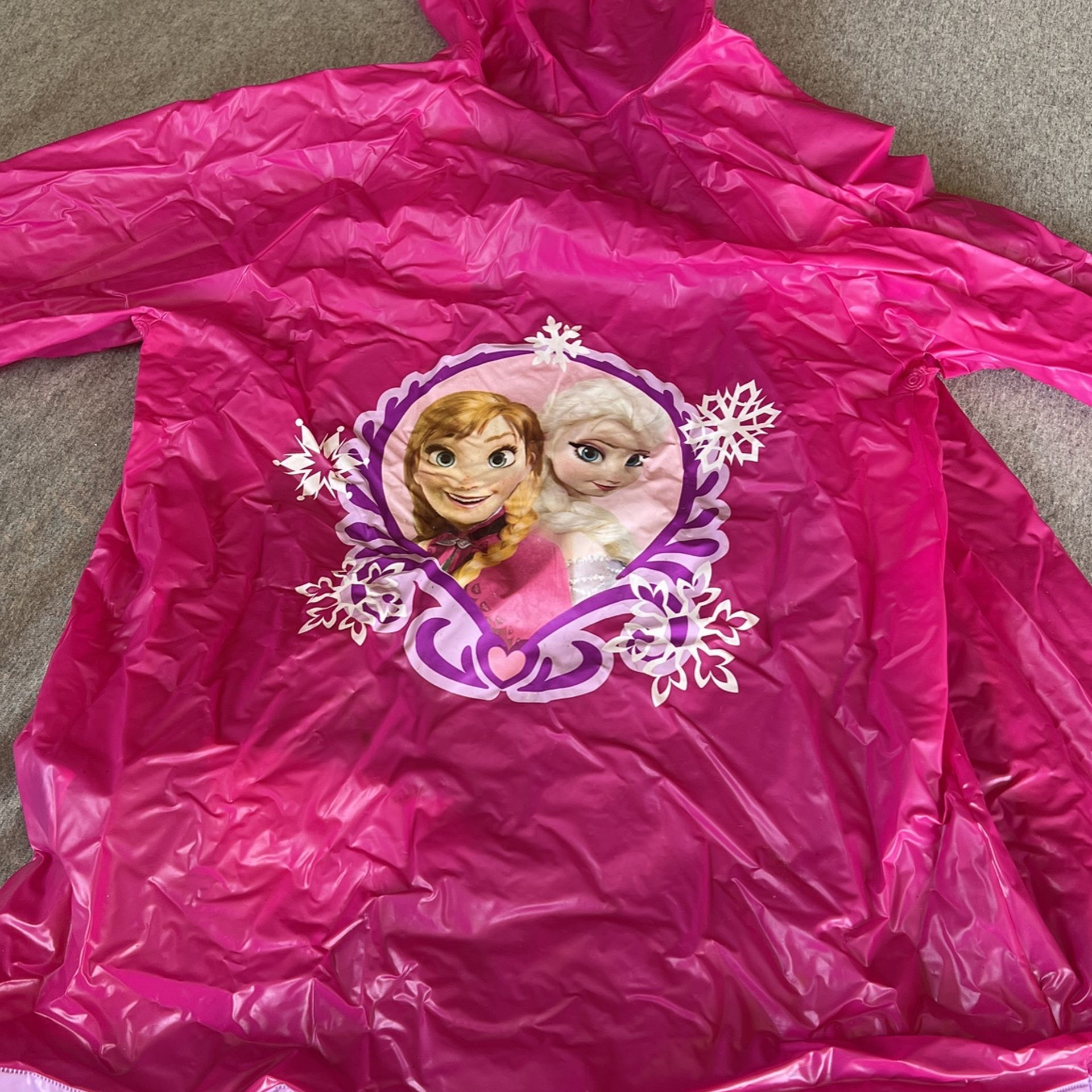 Girls Frozen Rain Jacket Little Bit Of Discoloring On One Side