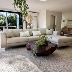 Beautiful L-Shape Sectional Sofa - Off-White/Light Gray