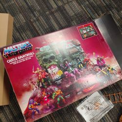 Rare masters of the universe Nib castle Of Grayskull He Man