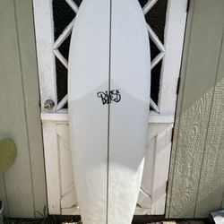 Blackbird Owl Surfboard 5’7”