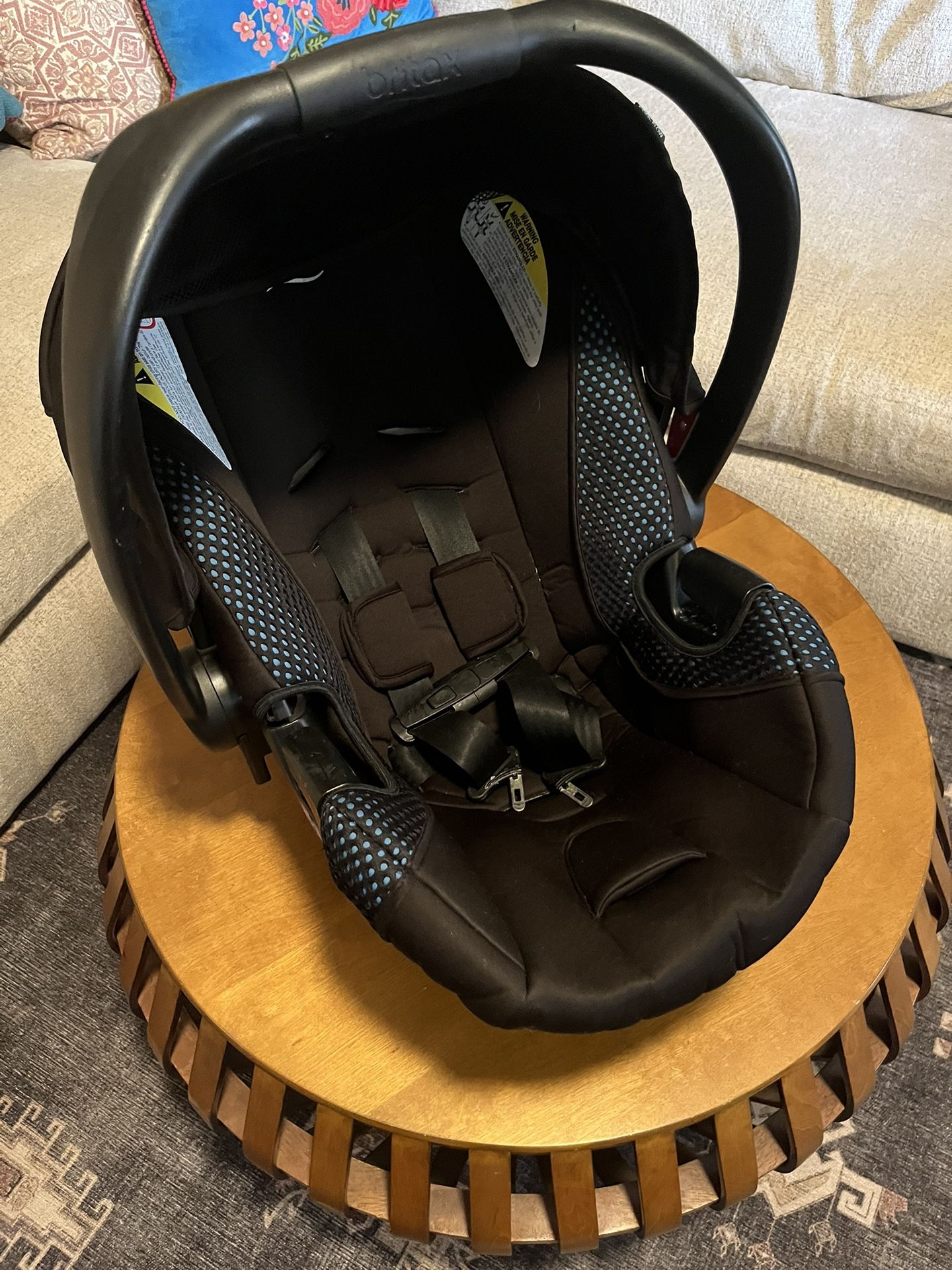 Britax B-Clever & B-Safe Gen2 Infant Car Seat & Base 