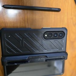 SAMSUNG GALAXY Z FOLD FOUR 