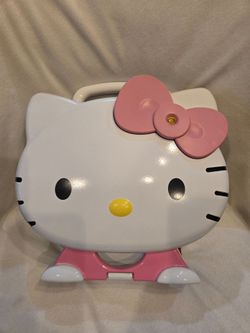 HELLO KITTY Cupcake Maker