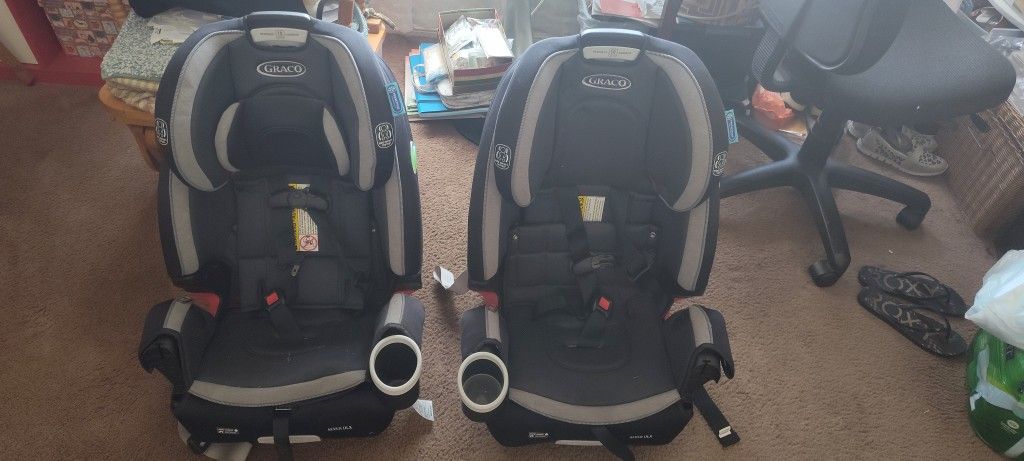 2 Graco Deluxe Car Seats