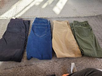 Kids pants size 8 new