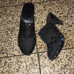 Coach Size 9 $20 Very Good Condition 
