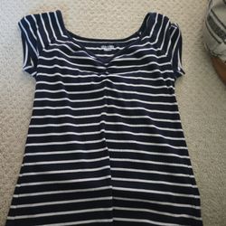 Old Navy Women's MEDIUM TOP