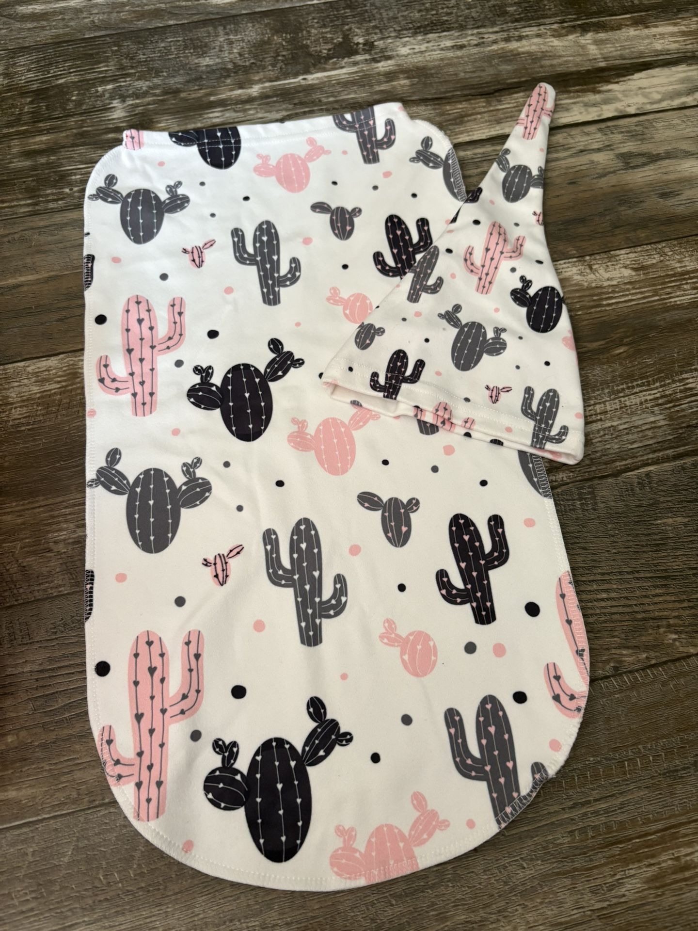 Cactus Swaddle Set