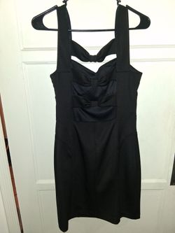 GUESS  Womens sz 8 lil blk Dress bows in the back