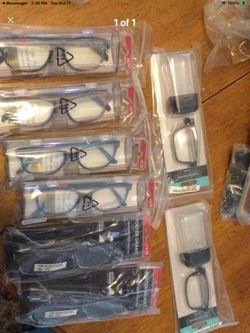 Foster Grant Design optic Readers - +2.75. - 8 Pairs Lot eye glasses