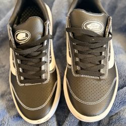Vans Sneakers - Men’s Size 7