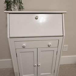 Sleek Secretary’s Desk